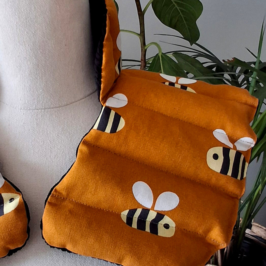 Neck/shoulder heat pack Mustard Bees